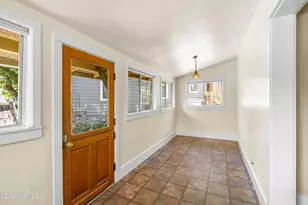 2 N Hillside St, Flagstaff, AZ 86001 - Photo 13