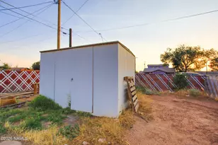 1220 N Park Dr, Winslow, AZ 86047 - Photo 13