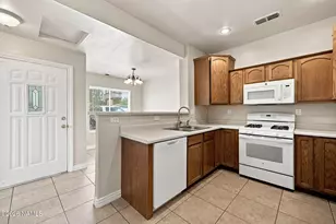 1487 E Payton Wy, Flagstaff, AZ 86001 - Photo 3