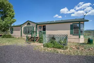 7685 N Creekside Dr, Flagstaff, AZ 86004 - Photo 3
