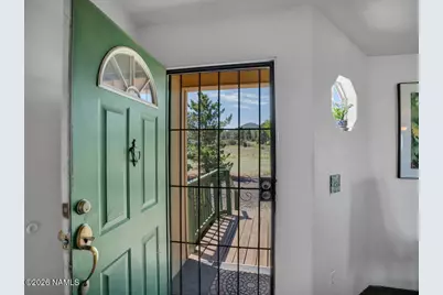 7685 N Creekside Drive, Flagstaff, AZ 86004 - Photo 9