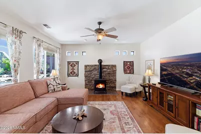 1060 E Appalachian Road, Flagstaff, AZ 86004 - Photo 7