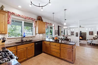 1060 E Appalachian Road, Flagstaff, AZ 86004 - Photo 17