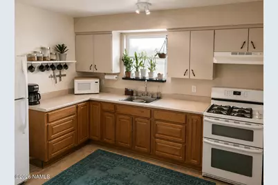 2912 N Main Street, Flagstaff, AZ 86004 - Photo 3