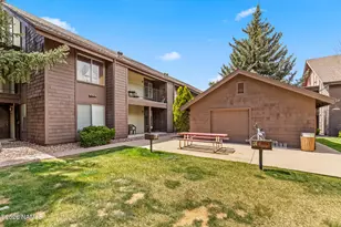 1200 S Riordan Ranch St, Flagstaff, AZ 86001 - Photo 25