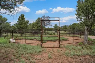 2705 West Honeysuckle Road, Williams, AZ 86046 - Photo 25