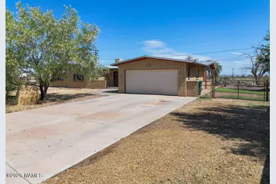144 Papago Boulevard, Winslow, AZ 86047 - Photo 3