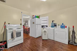 1004 N Apache Ave, Winslow, AZ 86047 - Photo 7