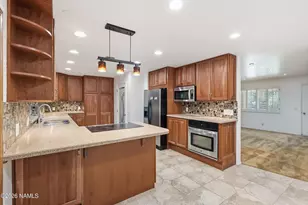 3704 N Grandview Dr, Flagstaff, AZ 86004 - Photo 9