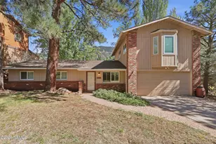 3704 N Grandview Dr, Flagstaff, AZ 86004 - Photo 1
