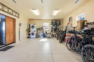 711 W Aspen Ave, Flagstaff, AZ 86001 - Photo 75