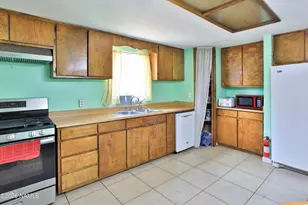 419 N Apache Ave, Winslow, AZ 86047 - Photo 7