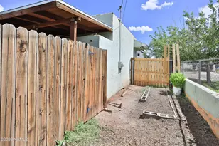 419 N Apache Ave, Winslow, AZ 86047 - Photo 27