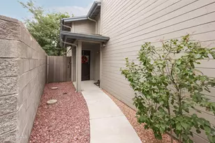 4275 E Spring Meadows Cir, Flagstaff, AZ 86004 - Photo 3