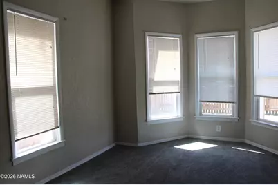 404 N Kinsley Avenue, Winslow, AZ 86047 - Photo 9