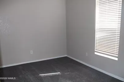 404 N Kinsley Avenue, Winslow, AZ 86047 - Photo 11