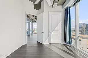 1 E Lexington Ave, Phoenix, AZ 85013 - Photo 27