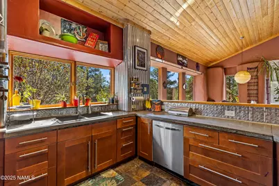 3148 Pioneer Trail, Flagstaff, AZ 86005 - Photo 19