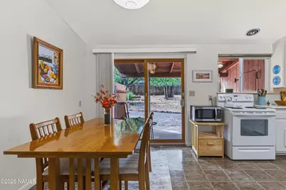 219 S Dunnam Street, Flagstaff, AZ 86001 - Photo 5