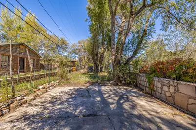 114 E Dupont Avenue, Flagstaff, AZ 86001 - Photo 25