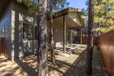 425 E Woodland Drive, Flagstaff, AZ 86001 - Photo 23