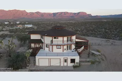 522 W Campanile Drive, Meadview, AZ 86444 - Photo 1