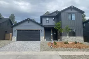 333 N Valerian Ln, Flagstaff, AZ 86004 - Photo 1