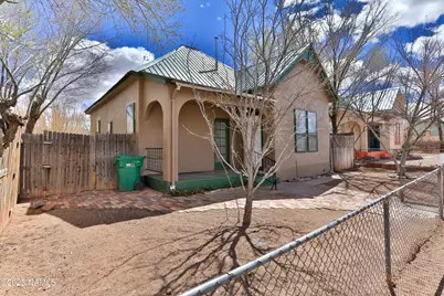 518 N Warren Avenue, Winslow, AZ 86047 - Photo 1