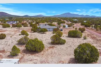 921 E Alimos Way, Williams, AZ 86046 - Photo 1
