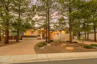 737 N Wakonda Street, Flagstaff, AZ 86004 - Photo 1