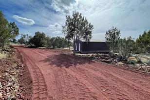 789 E Ventura Ave, Williams, AZ 86046 - Photo 1