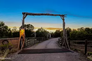38 Cosnino Rd, Flagstaff, AZ 86004 - Photo 1