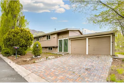 3580 N Jamison Boulevard, Flagstaff, AZ 86004 - Photo 1