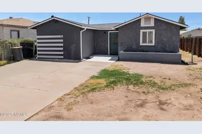 513 W Henderson Street, Winslow, AZ 86047 - Photo 1