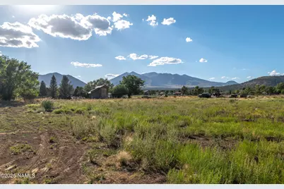 8350 Merilee Lane, Flagstaff, AZ 86004 - Photo 1