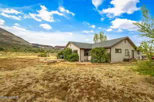 6162 Meadows Ln, Flagstaff, AZ 86004 - Photo 1