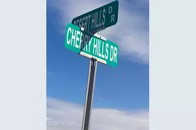 4529 Cherry Hills Drive #15, Winslow, AZ 86047 - Photo 1