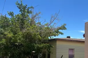 1111 W 3rd St, Winslow, AZ 86047 - Photo 1