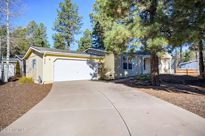 2488 W Rock Island Avenue, Flagstaff, AZ 86001 - Photo 1