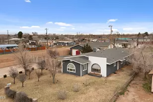 801 W Mahoney St, Winslow, AZ 86047 - Photo 1