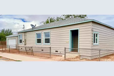 650 W Gilmore Street, Winslow, AZ 86047 - Photo 1