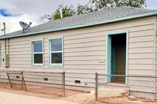 650 W Gilmore St, Winslow, AZ 86047 - Photo 1