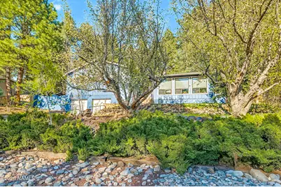 910 N Turquoise Drive, Flagstaff, AZ 86001 - Photo 1