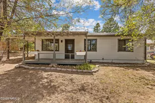 213 E Woodland Dr, Flagstaff, AZ 86001 - Photo 1