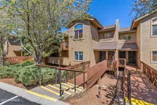 2831 N Walnut Hills Dr, Flagstaff, AZ 86004 - Photo 1