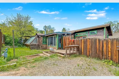 118 S Sycamore Street, Flagstaff, AZ 86001 - Photo 1