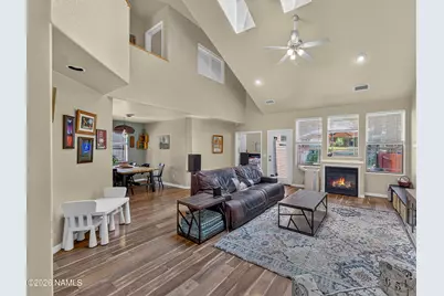 1876 W Camelot Drive, Flagstaff, AZ 86001 - Photo 1