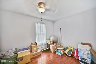 48 Woodlyn Acres Rd, Hawley, PA 18428 - Photo 15