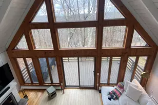 129 Highland Ln, Hawley, PA 18428 - Photo 9