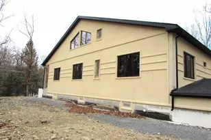 101 Appaloosa Dr, Lords Valley, PA 18428 - Photo 5